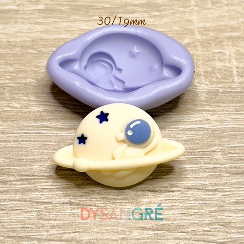 Moule en silicone planéte 24/23 mm