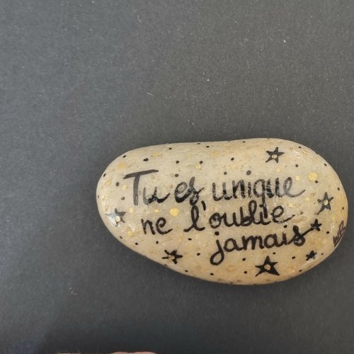 Les galets messages ,phrases ,citations de wonder