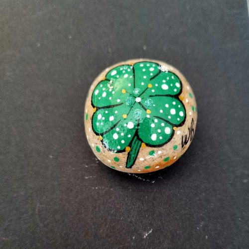 Les galets trèfles de wonder