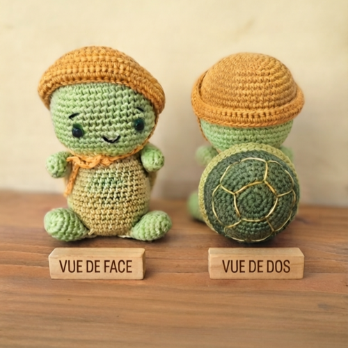 Petite tortue amigurumi fait main : une compagne douce et poétique