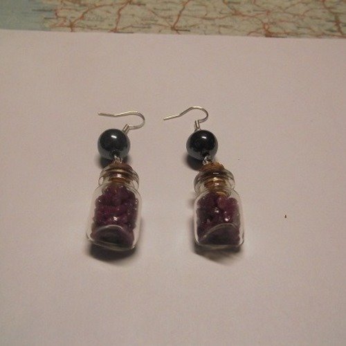 Boucle d oreille fiole hexagone-gravier violet -avec une vrai perle hématite