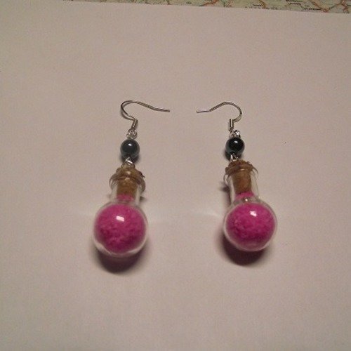 Boucle d oreille fiole ronde-forme ampoule-sable rose clair-avec une vrai perle hématite
