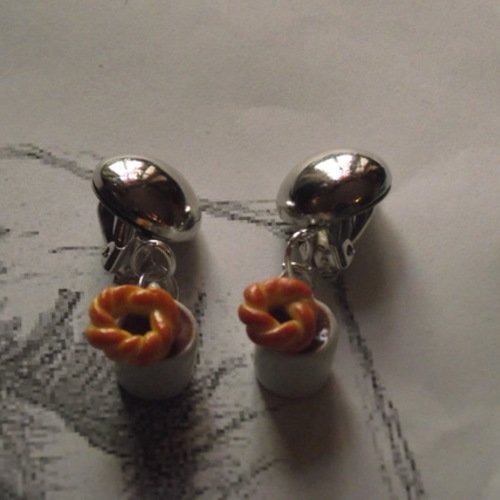 Boucle d oreille a clip mug-blanc-chocolat-brioche trésser 