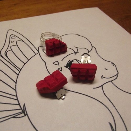 Parure mini tablette croqué rouge-bague réglable-boucle d oreille à clip --nouveau modèles 
