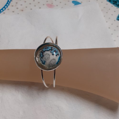 Bracelet avec cabochon en métal argenté