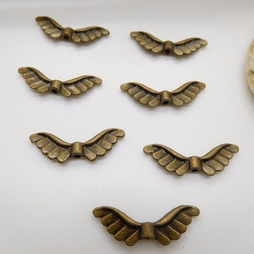10 perles aile d'ange en  métal bronze ,intercalaire