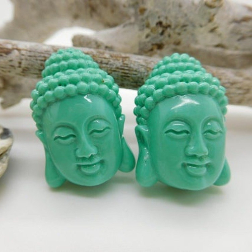2  perles  tête  bouddha vert  d'eau en corail de synthèse 24mm