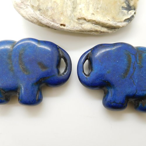1  perle éléphant bleu nuit 40mm en pierre howlite teintée