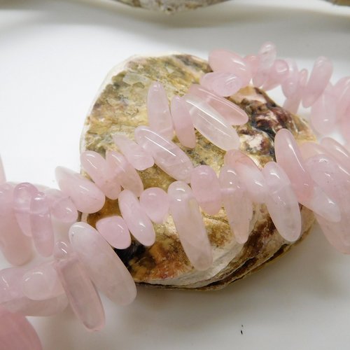 70 perles quartz rose forme bâtonnet / chips  / taille irrégulière / 12- 25mm