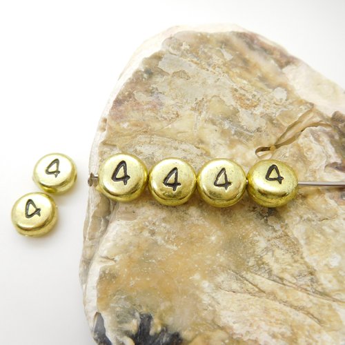 Perles chiffre 4 ,  perle dorée 7mm , numéro 4