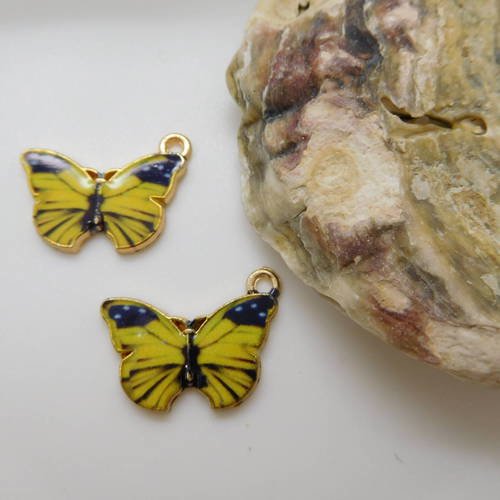 2 breloques  papillon doré en métal émail ,breloque papillon émail