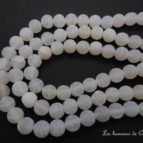 50 perles agate craquelée blanche  veine de dragon  8 mm