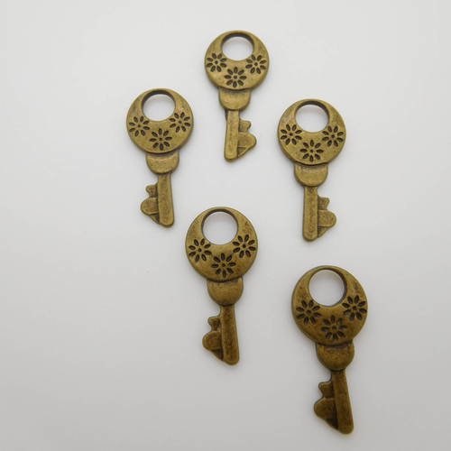 5 breloques clés en métal bronze 30x14mm