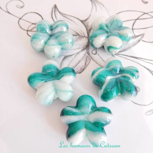 6 perles de verre  fleur turquoise fait main 24mm 