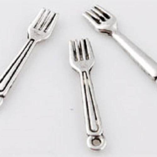 5 breloques fourchette en métal argenté 