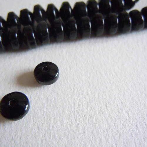 50 perles en verre forme soucoupe noir  6mm x 3mm