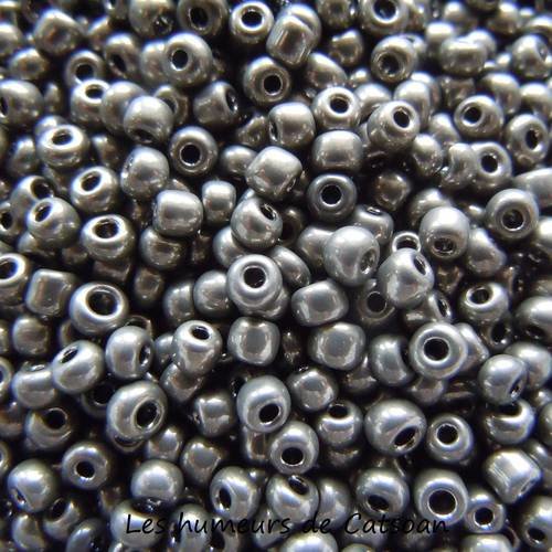20 gr de perles de rocaille 3mm gris argenté