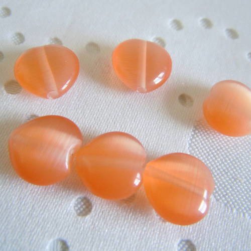 10  perles de verre oeil de chat coeur orange 10mm