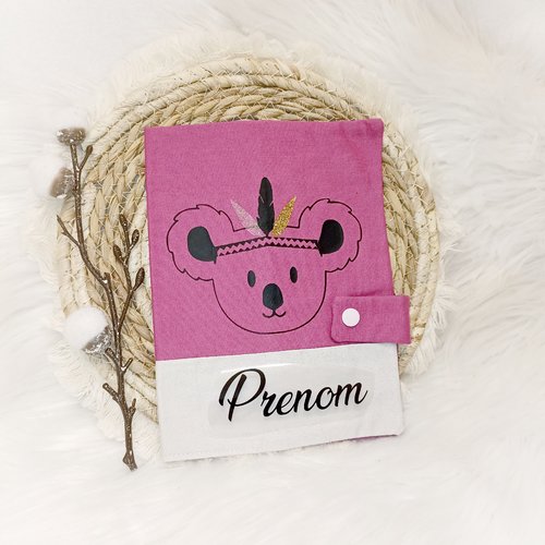 Joli protège carnet de santé koala indien rose foncé