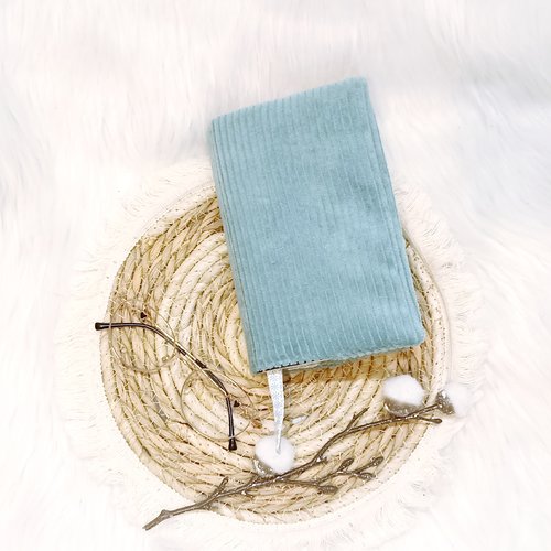 Pochette a livre velours bleu