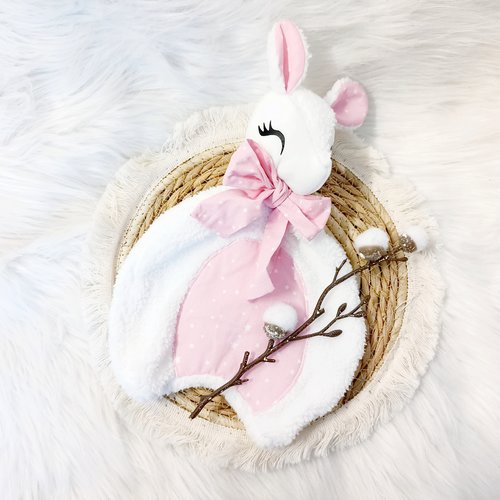 Petit mouton doudou rose et blanc
