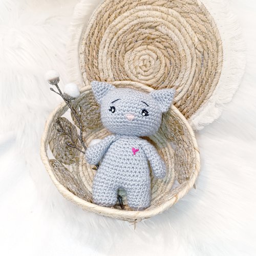 Petit chat en crochet