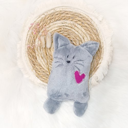 Doudou chat mignon gris coeur violet