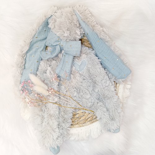 Joli doudou lapin fausse fourrure beige et vert d'eau