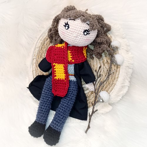 Poupée harry potter / hermione en crochet