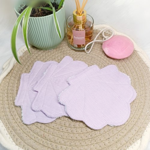 Lingettes lavables /réutilisables coquillage violet rayé