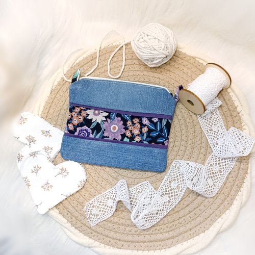 Porte monnaie / pochette bouquet noir et jean