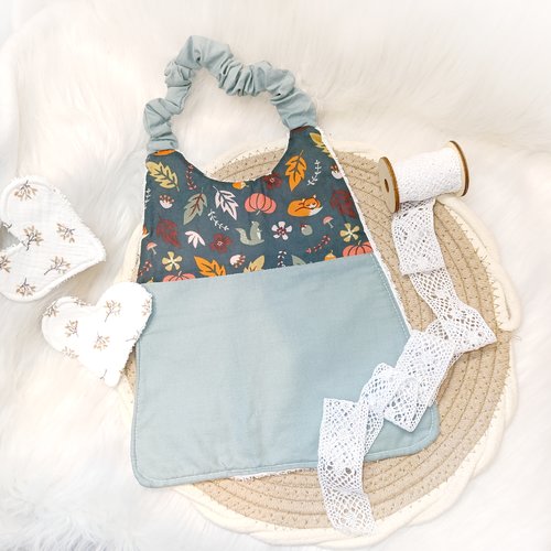 Joli bavoir élastique / maternelle animaux de la forêt