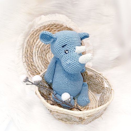 Rhinocéros en crochet