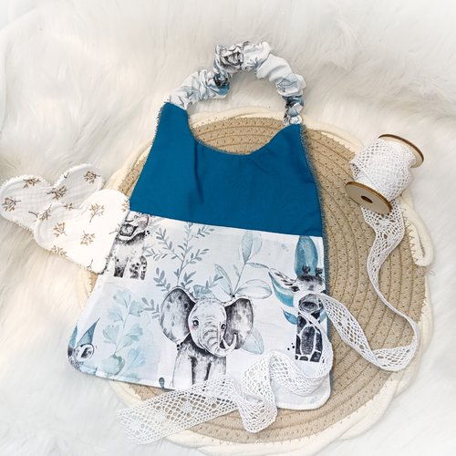 Joli bavoir élastique / maternelle elephanteau bleu