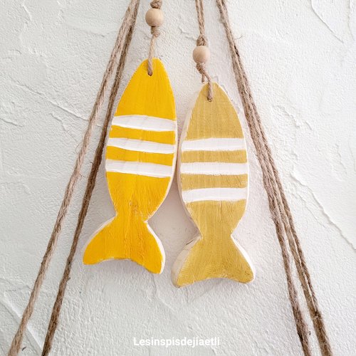 2 poissons jaune en bois recyclé, décoration pour maison de plage