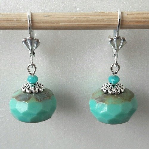 Boucles d'oreilles perles à facettes de bohème turquoise bleu lagon en verre tchèque