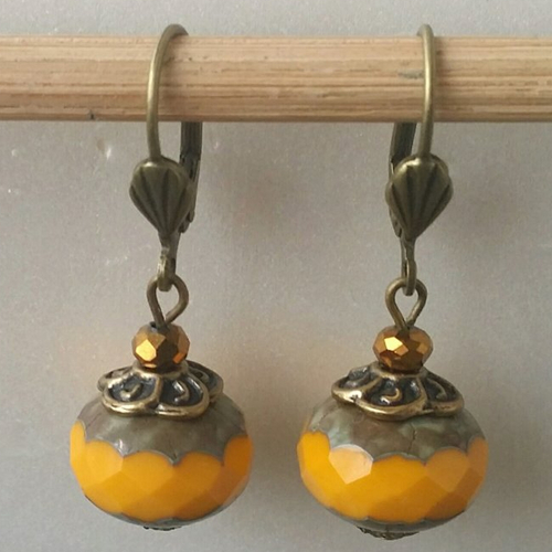 Boucles d'oreilles perles à facettes de bohème jaune orangé verre tchèque