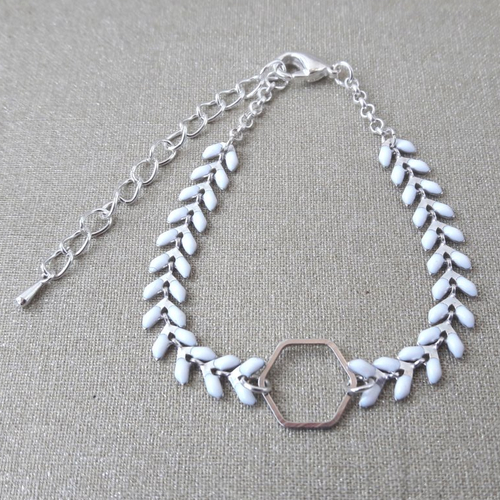 Bracelet chaîne épi émaillée blanc hexagone argenté