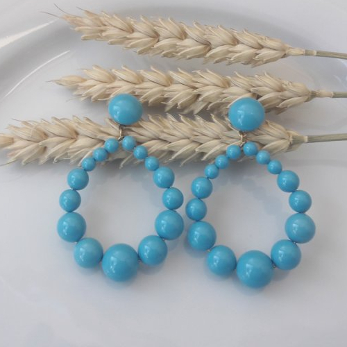 Boucles d'oreilles (modèle moyen) créoles perles en cristal swarovski bleu turquoise - esprit vintage