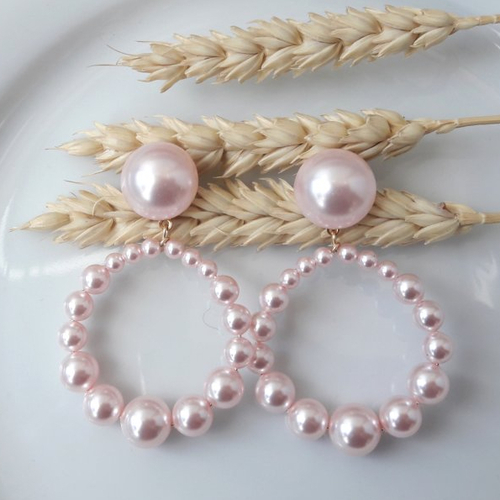 Boucles d'oreilles (grand modèle gros cabochon) créoles perles en cristal roses brillantes - esprit vintage