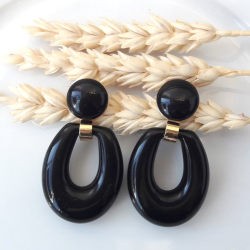Boucles d'oreilles elise - pendentif goutte noir en résine - esprit vintage