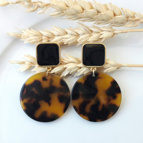 Boucles d'oreilles emilie - petit pendentif en acétate écaille de tortue marron noir - esprit vintage