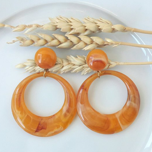 Boucles d'oreilles eva - pendentif cercle évidé abricot marbré - esprit vintage