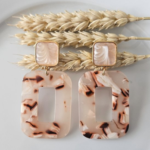 Boucles d'oreilles emilie - pendentif en acétate écaille de tortue beige blanc noir - esprit vintage