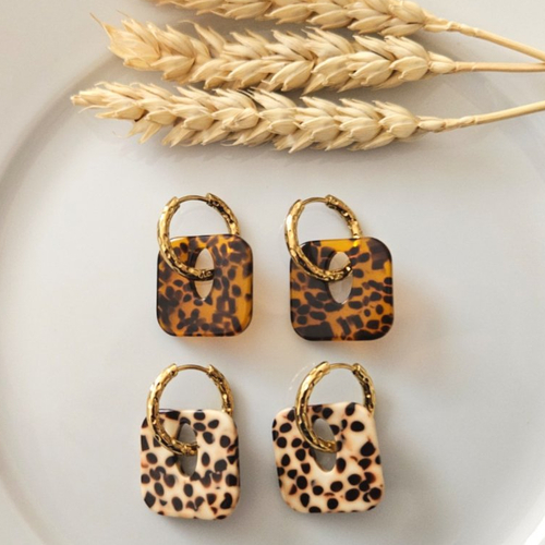 Boucles d'oreilles carla - pendentifs carrés + créoles rondes martelées