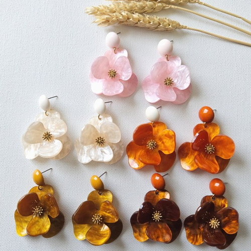 Boucles d'oreilles hortense bis - fleurs en relief en acrylique - esprit vintage