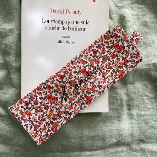 Marque-pages en tissu floral