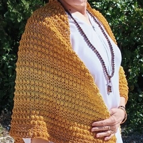 Étole mariage châle mimosa jaune soleil crochet point pop corn relief accessoire printemps cérémonie 180cm look solaire bohème