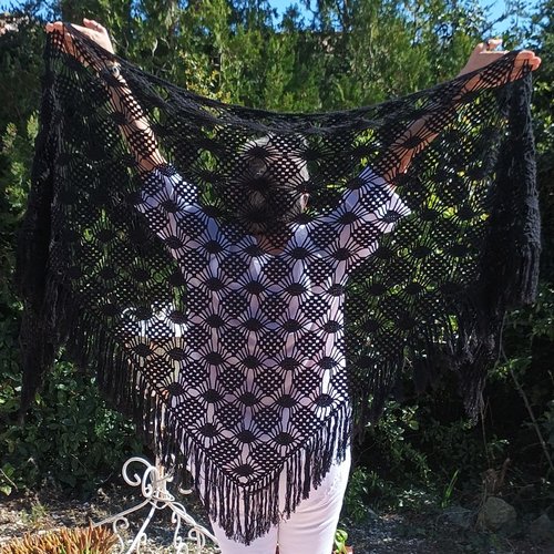 Etole châle mariage cocktail réception crochet fait main black sun 260cm dentelle noire shawl coton acrylique chic élégant soirée boho