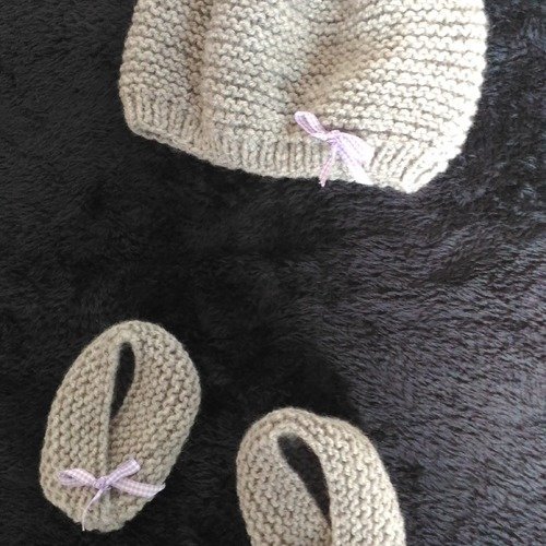 Ensemble bébé naissance bonnet + chaussons